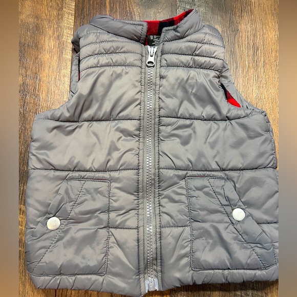 2T Plaid Winter Vest - Picture 1 of 6